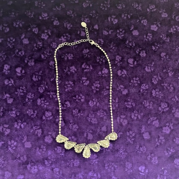 Vintage Pear Shaped Green Rhinestones and Cubic Zirconia Necklace - Picture 3 of 6